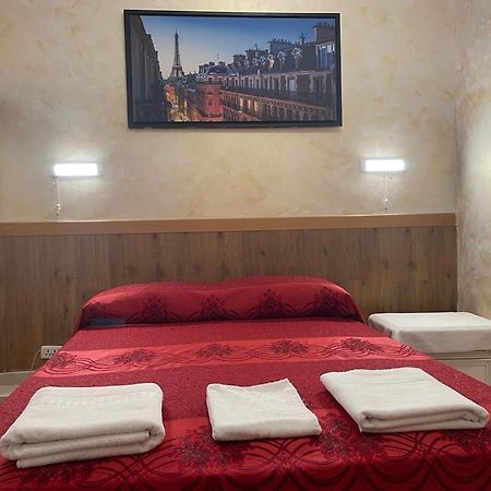 Termini Relex House Hotel Roma Exterior foto